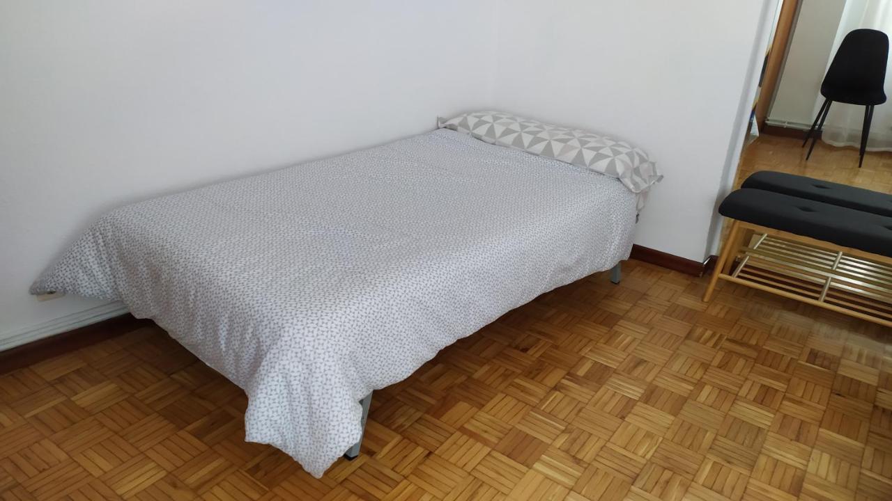 Calle Lardero Apartamento ログローニョ エクステリア 写真